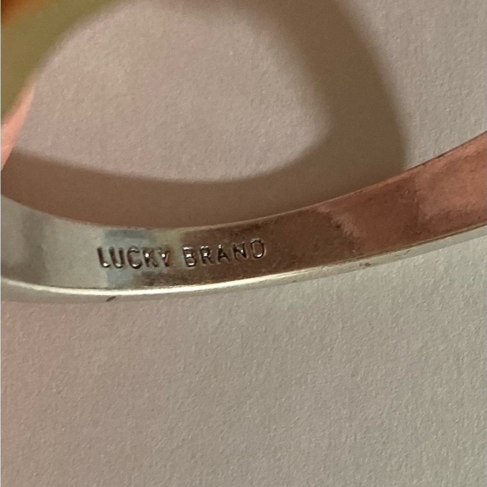 Lucky Brand‎ 2 Tone Hinged Bangle Bracelet - Picture 2 of 5